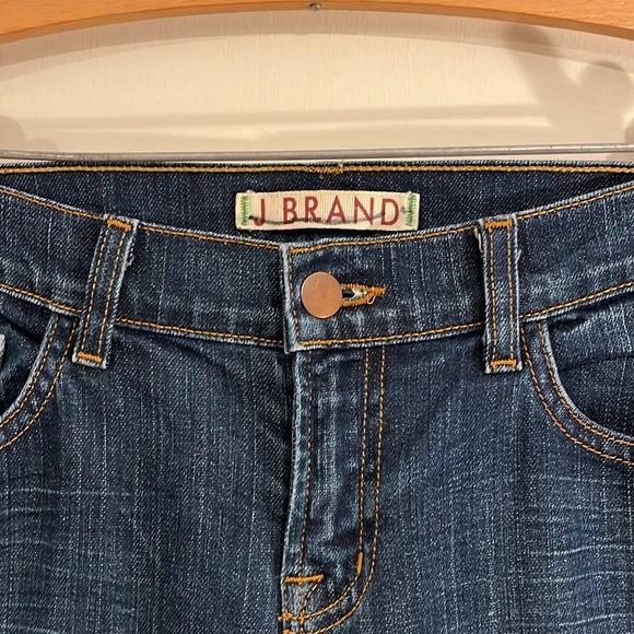 J BRAND Women’s 28 Distressed Slim Skinny Straight Jeans Dark Denim Mid Rise EUC - Picture 5 of 11